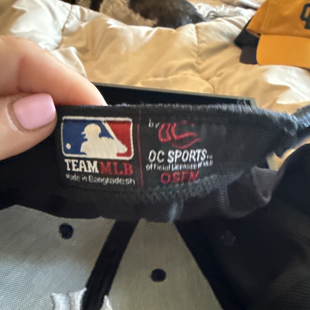 OC Sports Team MLB New York Yankees Strapback OSFM Cap ‎ Structured Navy 3d 3999 - Picture 3 of 5